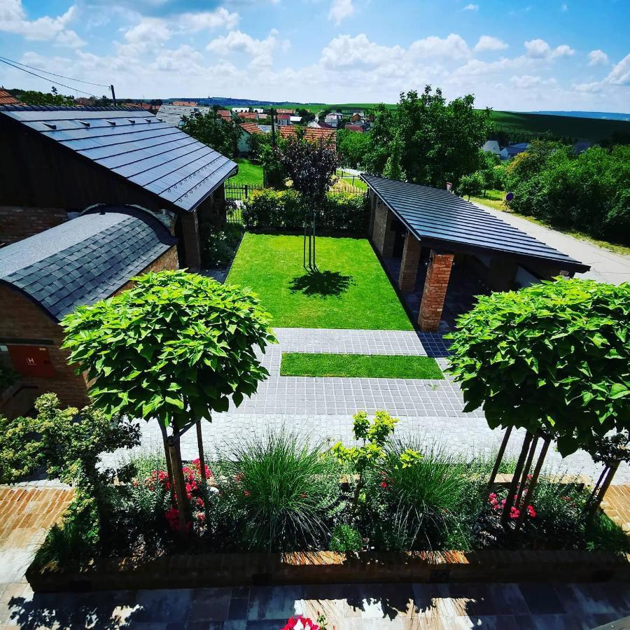 Apartmany Pod Palavou Starovicky Buitenkant foto